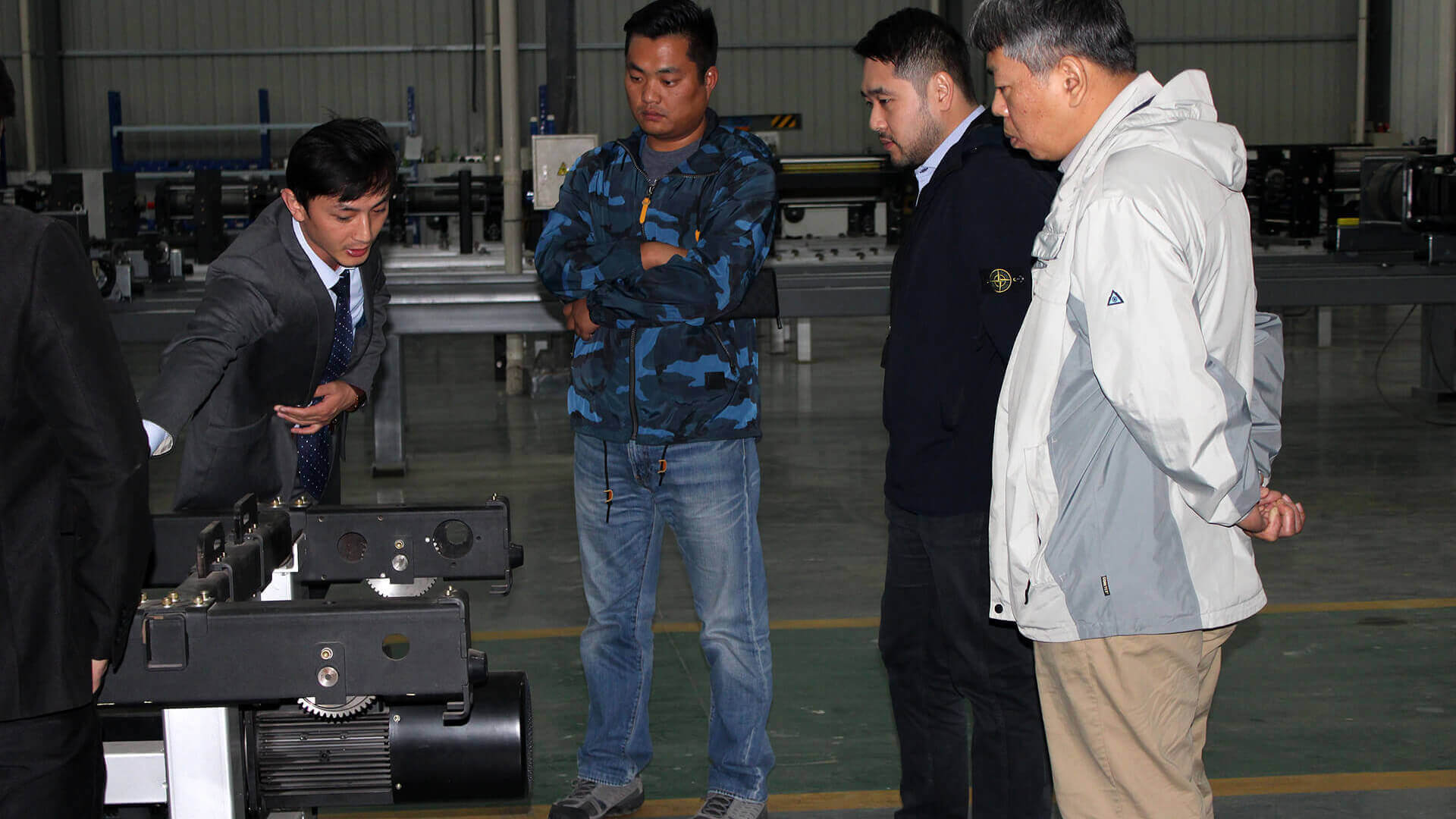 Singapore Business Delegation Visits Our Company: Exploring Electric Hoist Purchasing